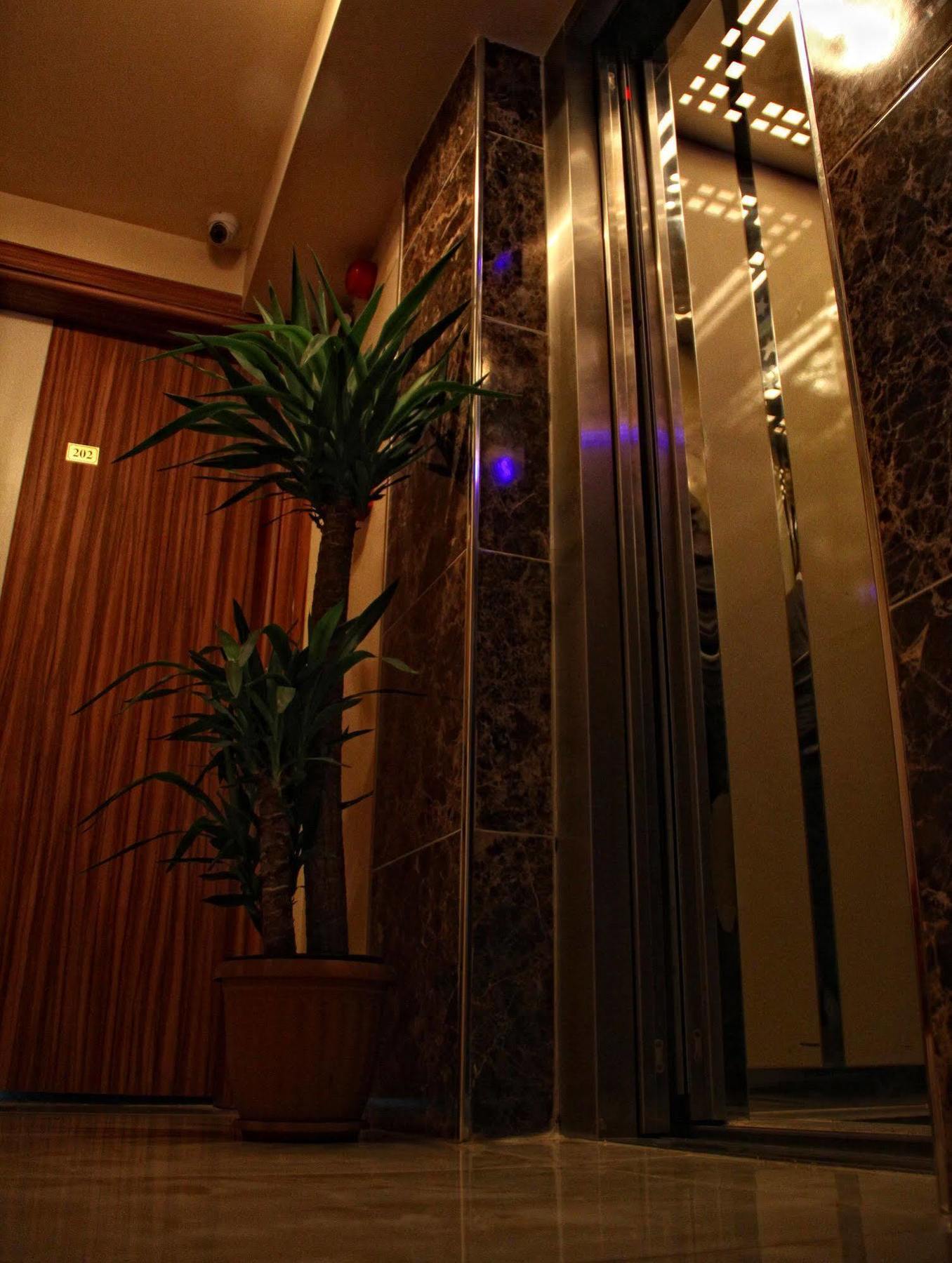 Hotel Life Room Стамбул Экстерьер фото